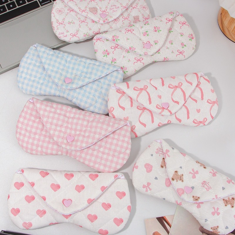 กระเป๋าใส่แว่นตาผ้าลายสก๊อตสไต - Travel Accessories Kmart บทวิจารณ์และราคา